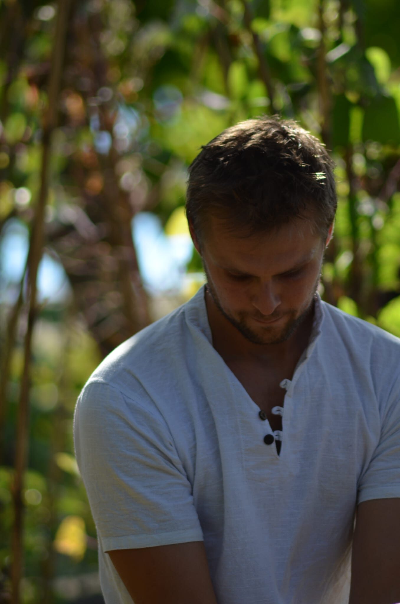 Portrait de Nicolas, praticien en massage bien-être et coach sportif